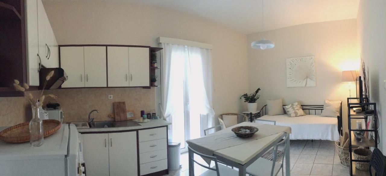 Wabi Sabi Apartment Katastarion ภายนอก รูปภาพ