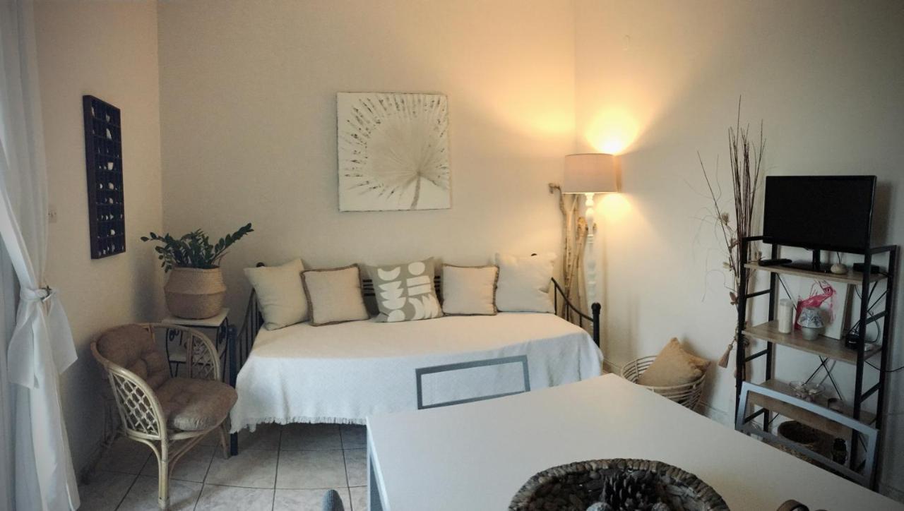 Wabi Sabi Apartment Katastarion ภายนอก รูปภาพ